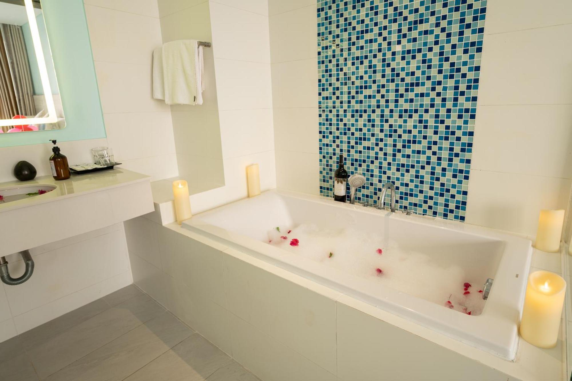 Haya Sea View Hotel Phu Quoc