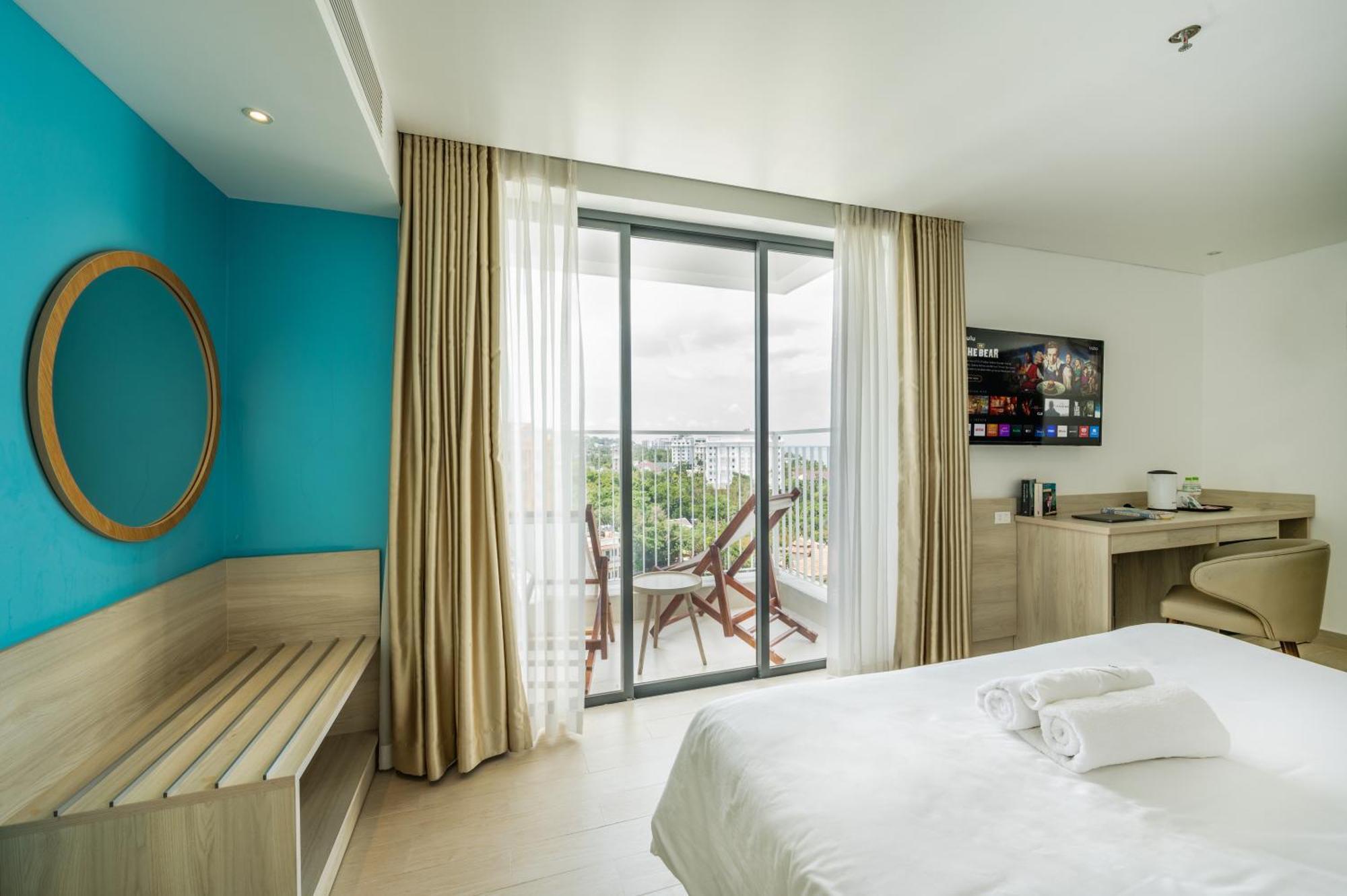 Haya Sea View Hotel